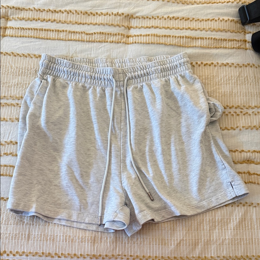 H&M Women’s Light Gray Drawstring Lounge Shorts